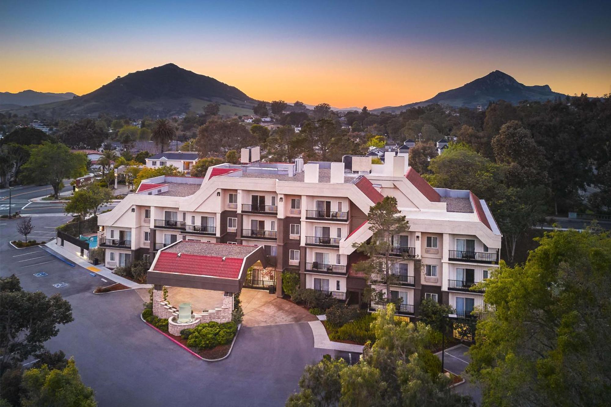 Staying Near Throop Park: 4 Central SLO Hotels Compared