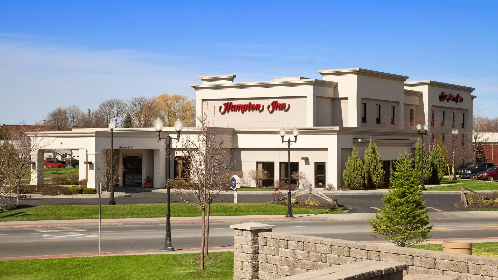 15 Smart Central Hotels in Upstate New York Worth Booking